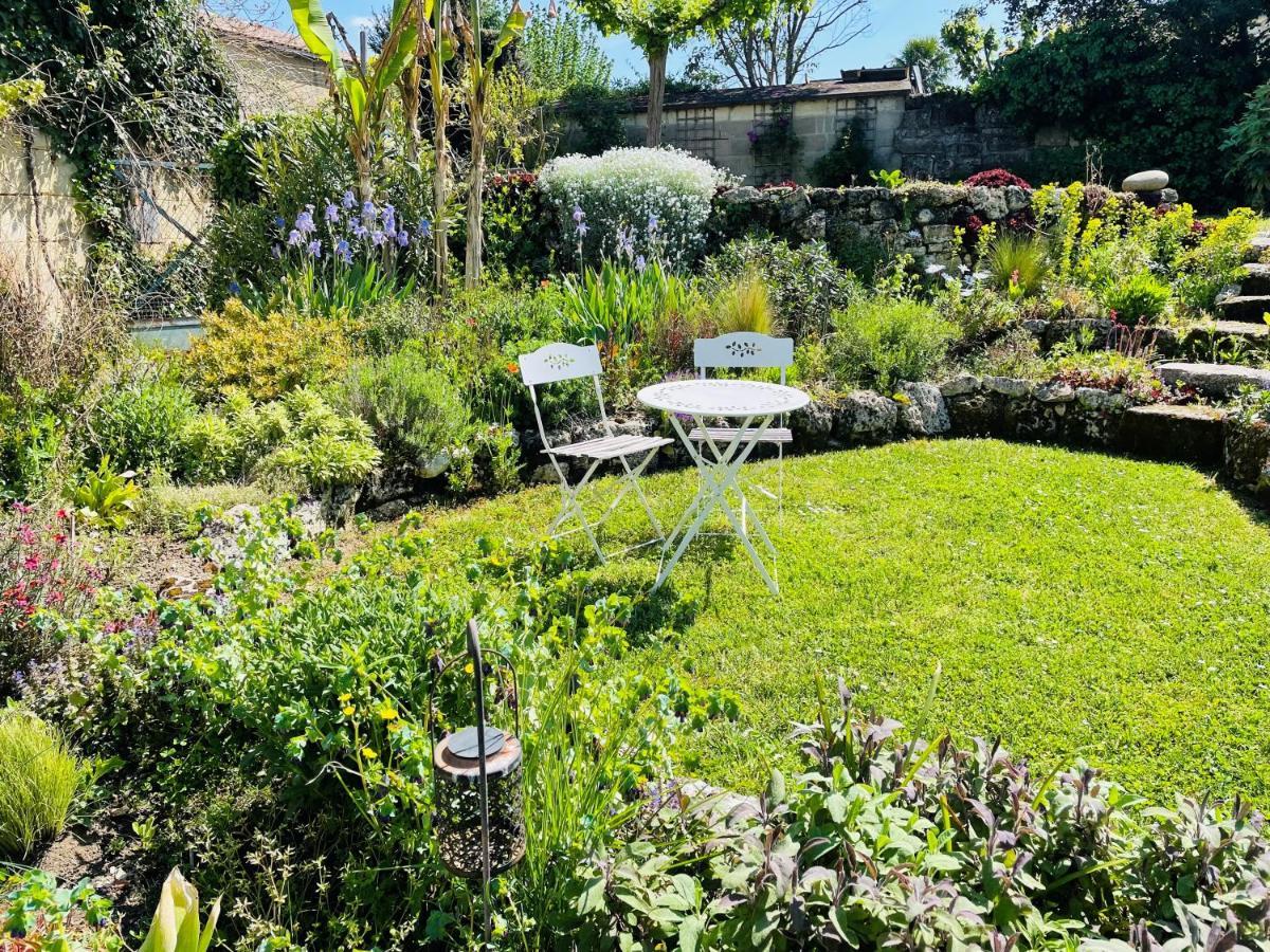 La Vigne D'Or Bed & Breakfast Teuillac Екстериор снимка